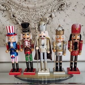 Festive Nutcracker Figurine Set - Multicolor